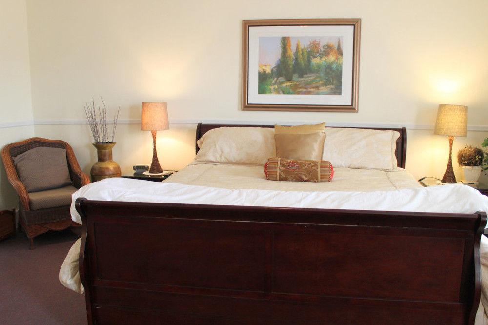 Kennedy Inn St. Andrews By The Sea Екстериор снимка