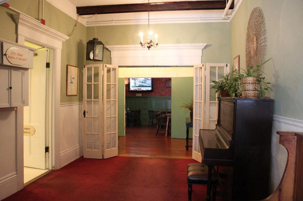 Kennedy Inn St. Andrews By The Sea Екстериор снимка