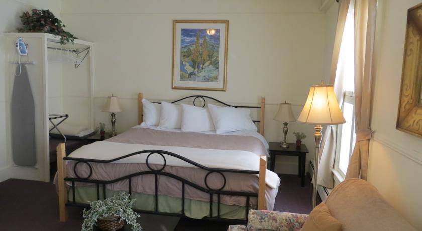 Kennedy Inn St. Andrews By The Sea Стая снимка