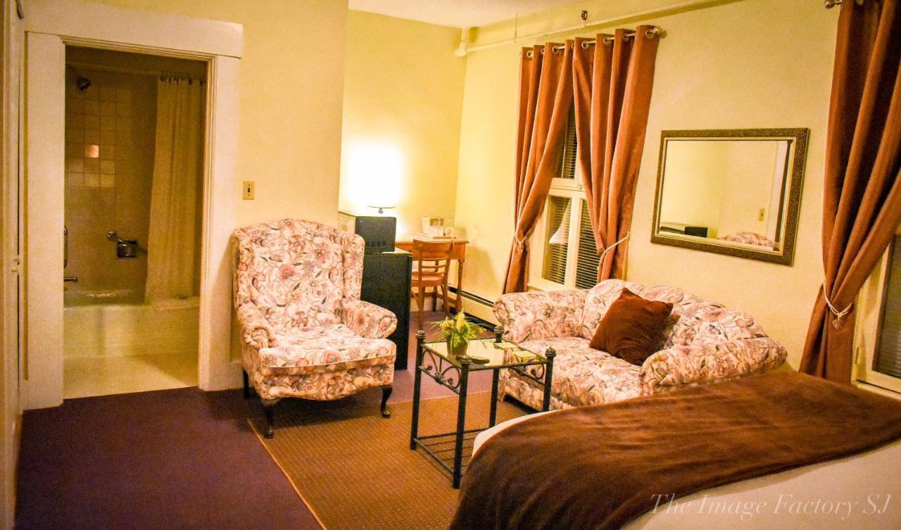 Kennedy Inn St. Andrews By The Sea Екстериор снимка